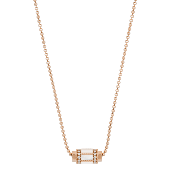 Art Deco whit Nacar and Diamonds