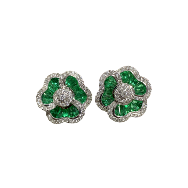 Zarcillo Flor con Diamantes